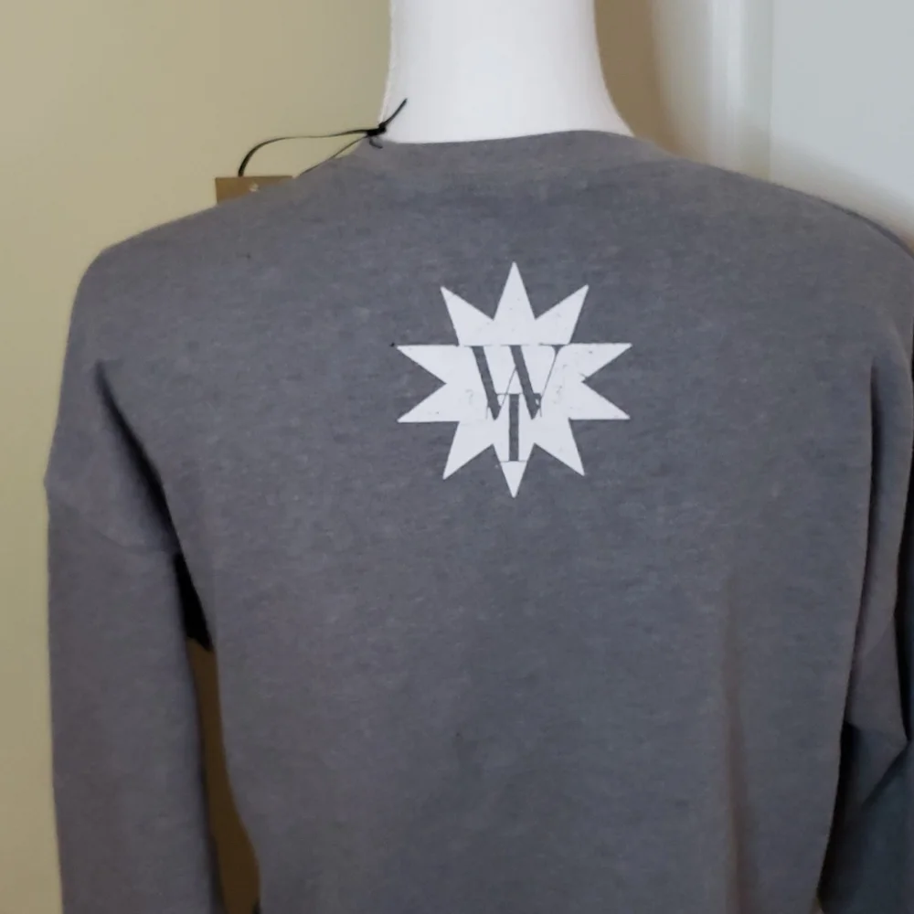 Girlpower Gray crop sweatshirt - Picture 4 of 5